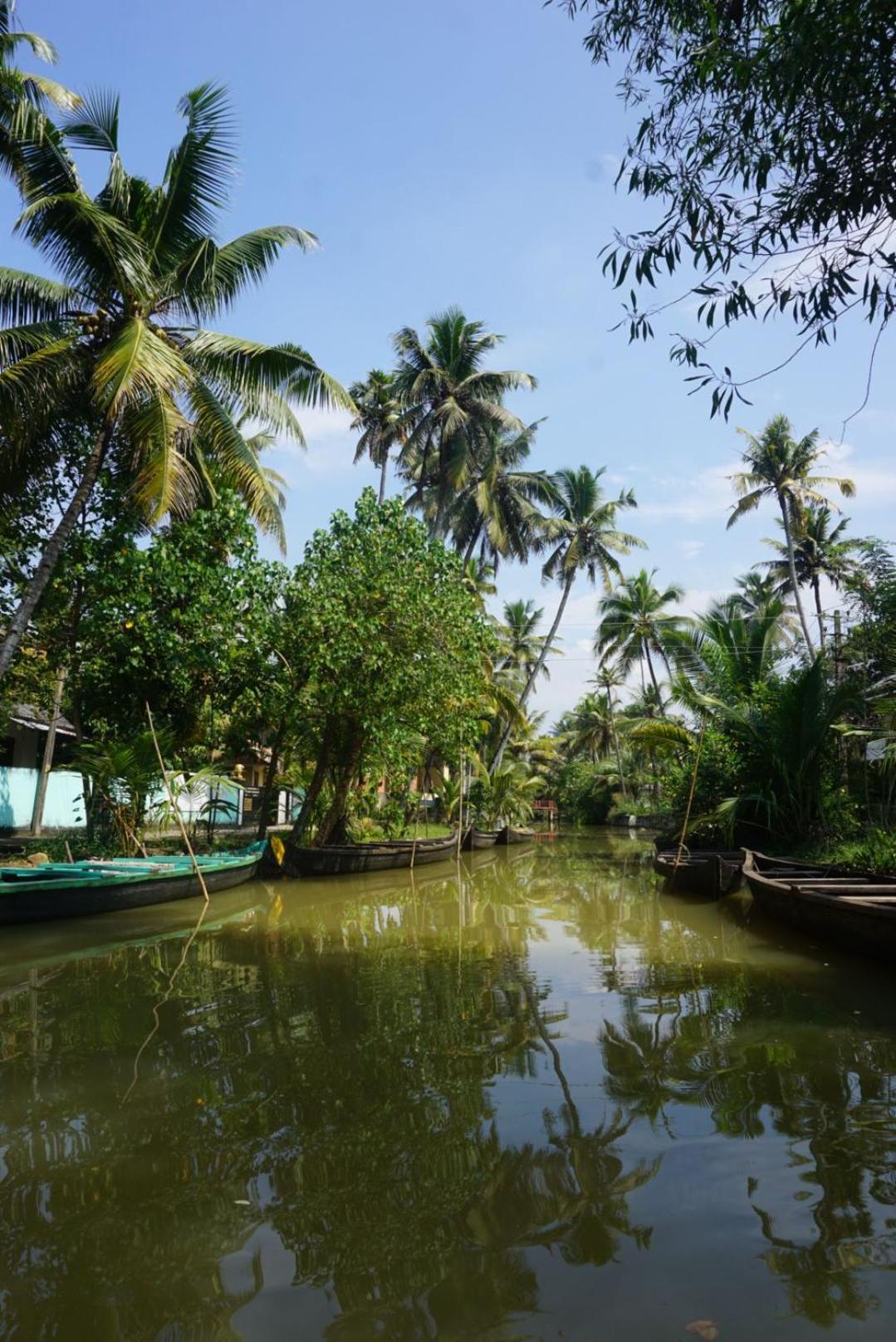 Munroe Vision Panakkattu Homestay Mundrothuruth Exterior foto